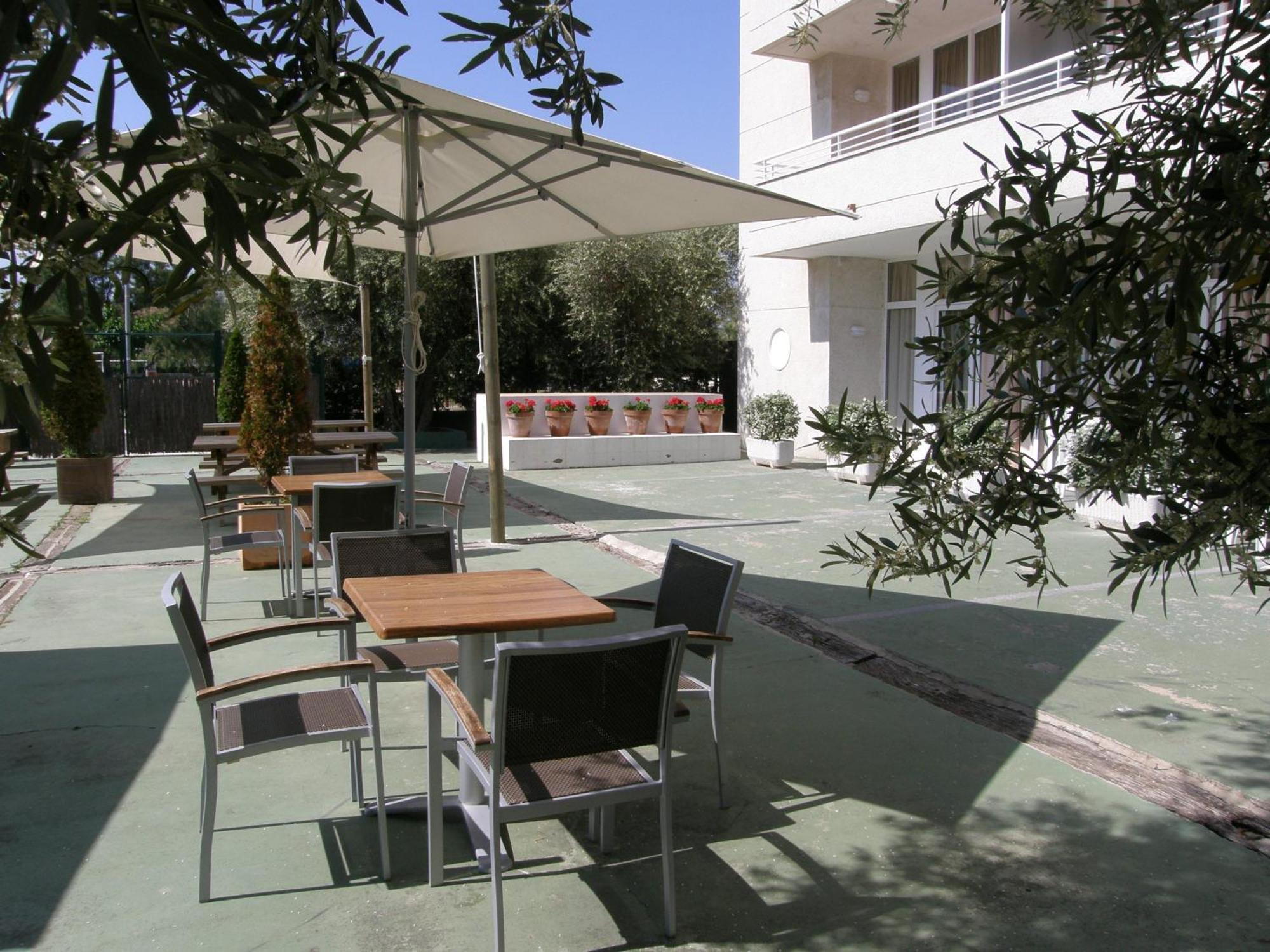 Apartamentos Miami レスタルティット エクステリア 写真