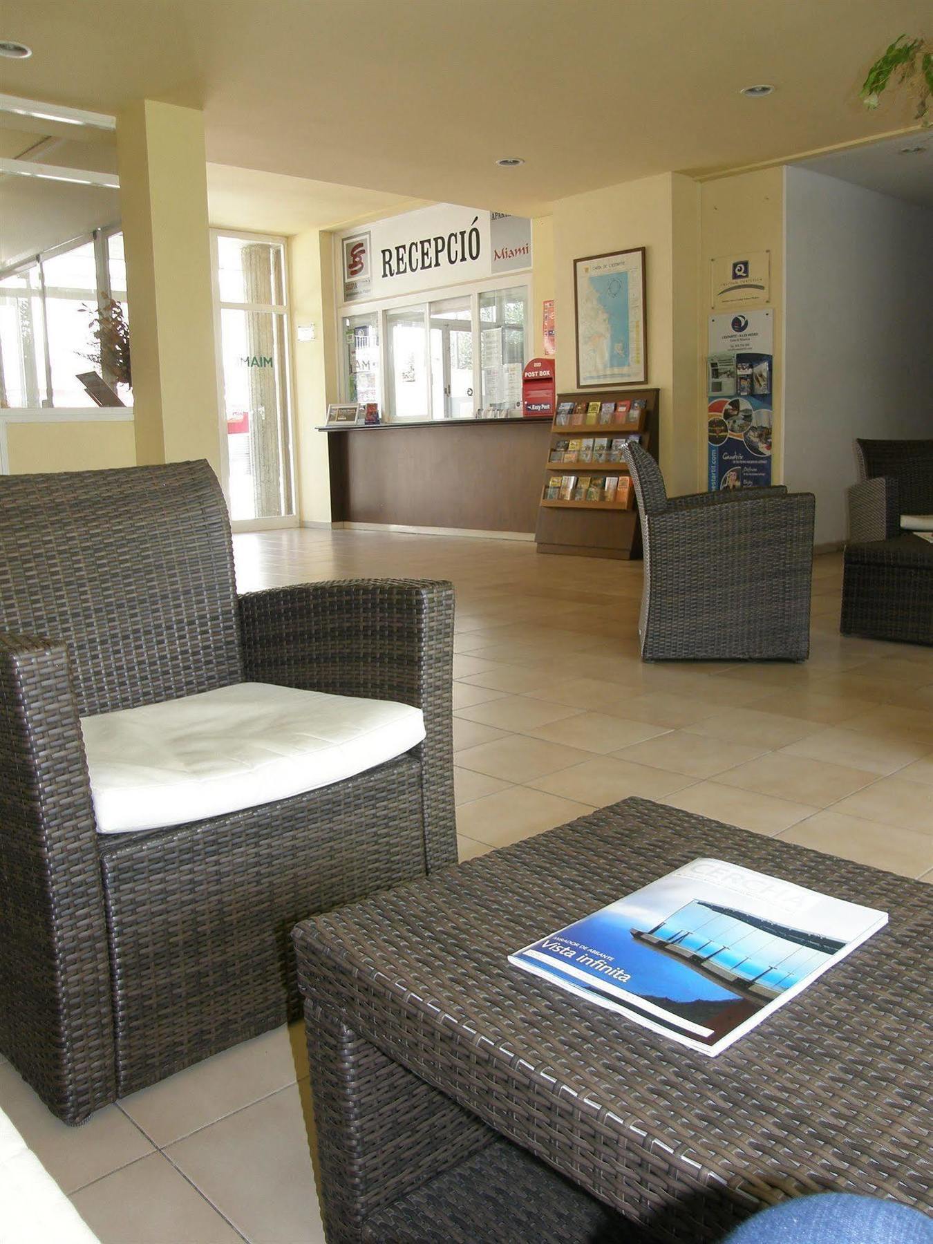 Apartamentos Miami レスタルティット エクステリア 写真