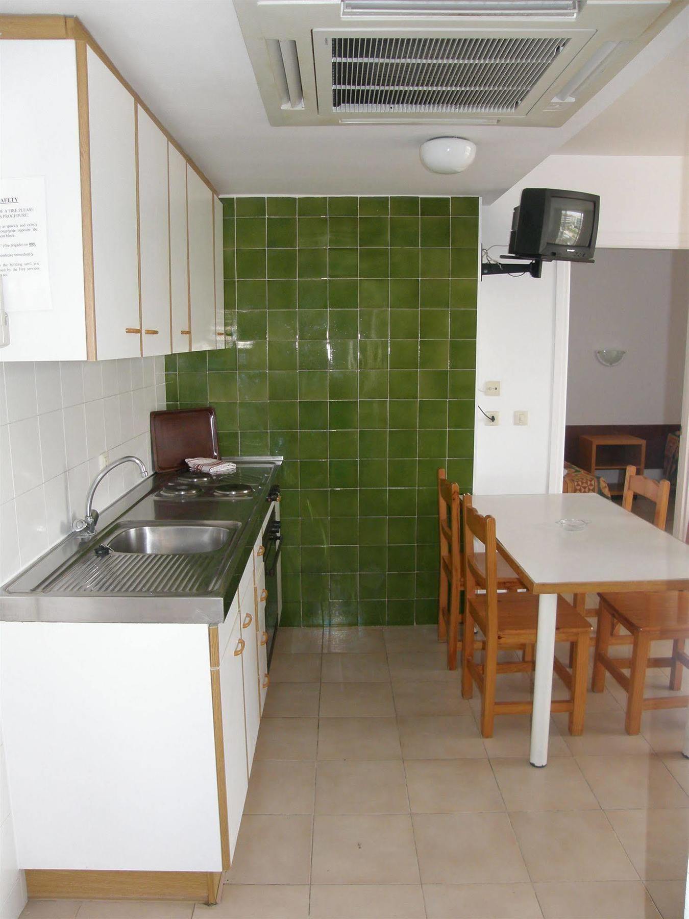 Apartamentos Miami レスタルティット エクステリア 写真